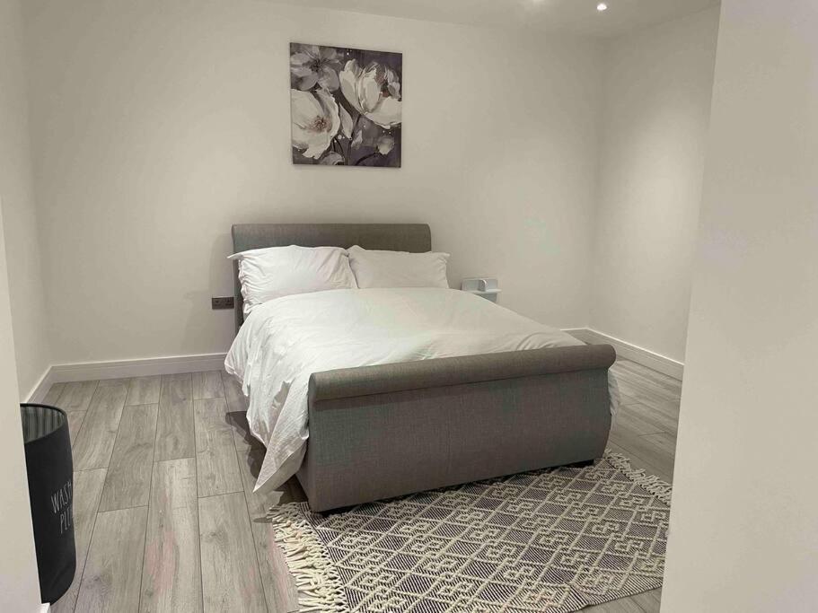 Stylish And Cosy 2 Bedroom Flat In Croydon Eksteriør bilde