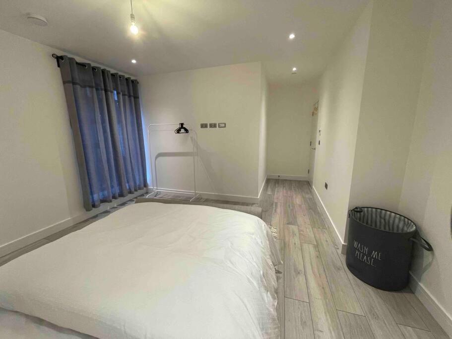 Stylish And Cosy 2 Bedroom Flat In Croydon Eksteriør bilde