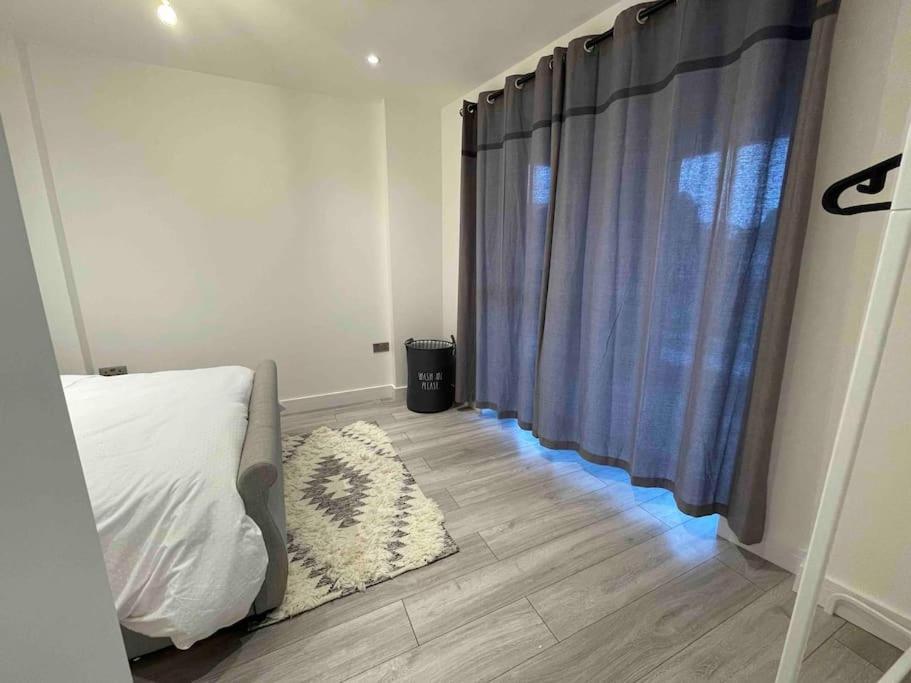 Stylish And Cosy 2 Bedroom Flat In Croydon Eksteriør bilde